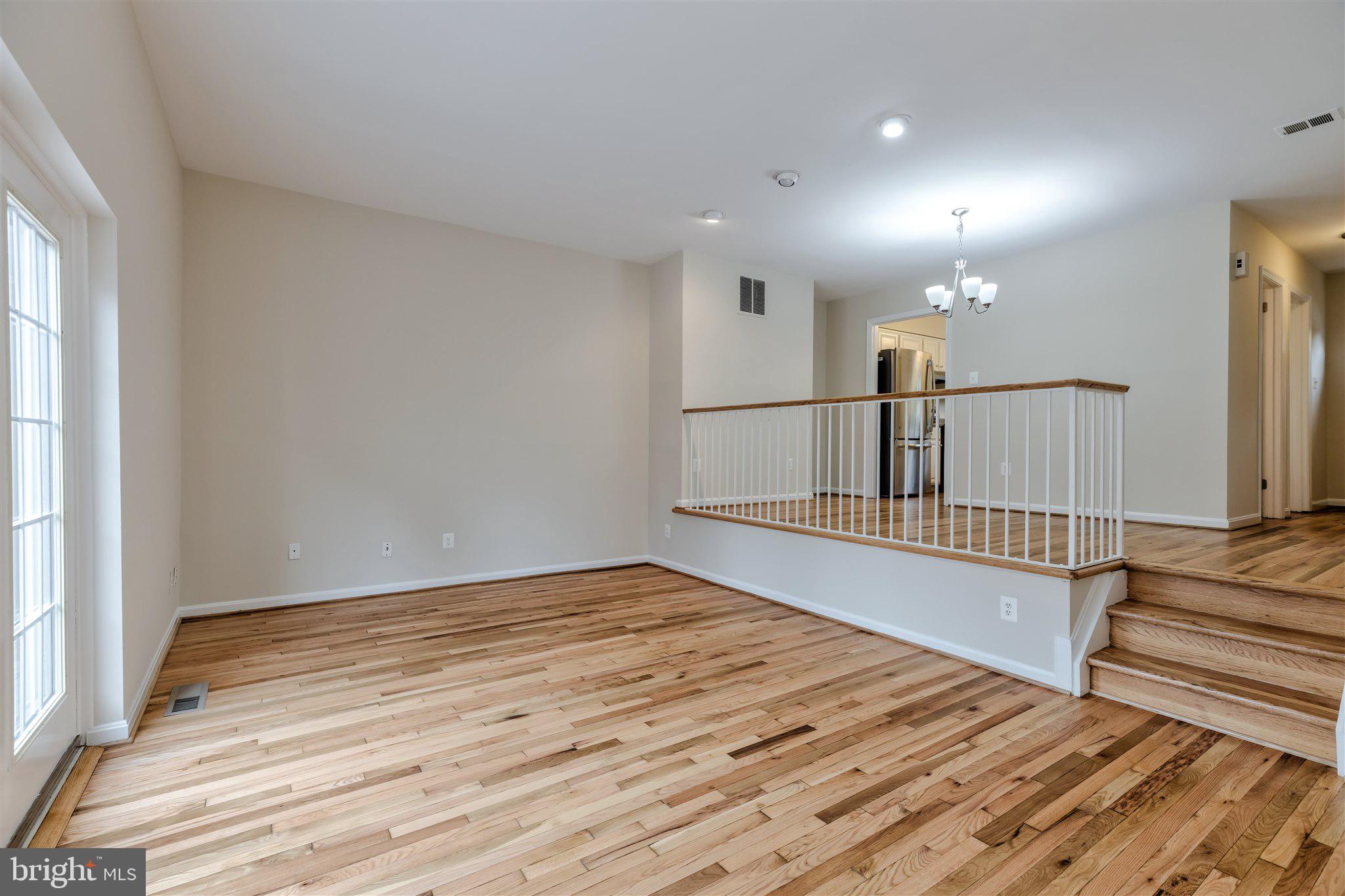 2196 Golf Course Drive Reston, VA 20191 - Photo 12 of 35 Living Room