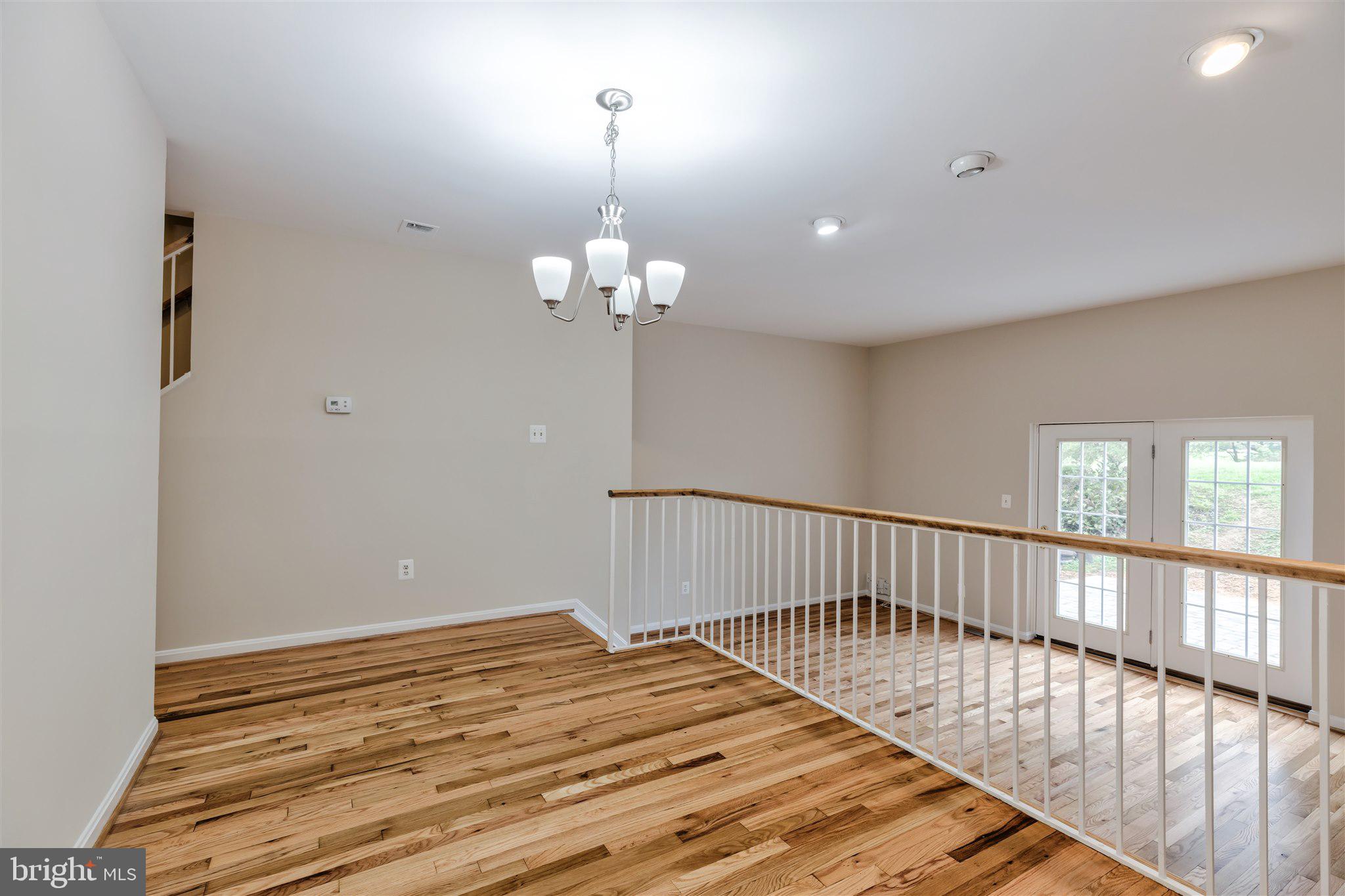 2196 Golf Course Drive Reston, VA 20191 - Photo 8 of 35 Dining Room