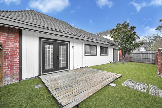 $150,000 | 12040 Mighty Oak Drive, Houston, TX 77066