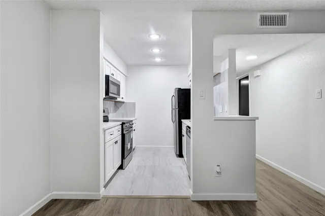 $150,000 | 12040 Mighty Oak Drive, Houston, TX 77066