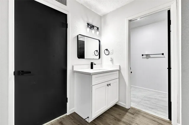 $150,000 | 12040 Mighty Oak Drive, Houston, TX 77066