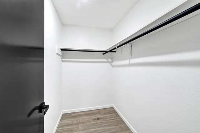 $150,000 | 12040 Mighty Oak Drive, Houston, TX 77066