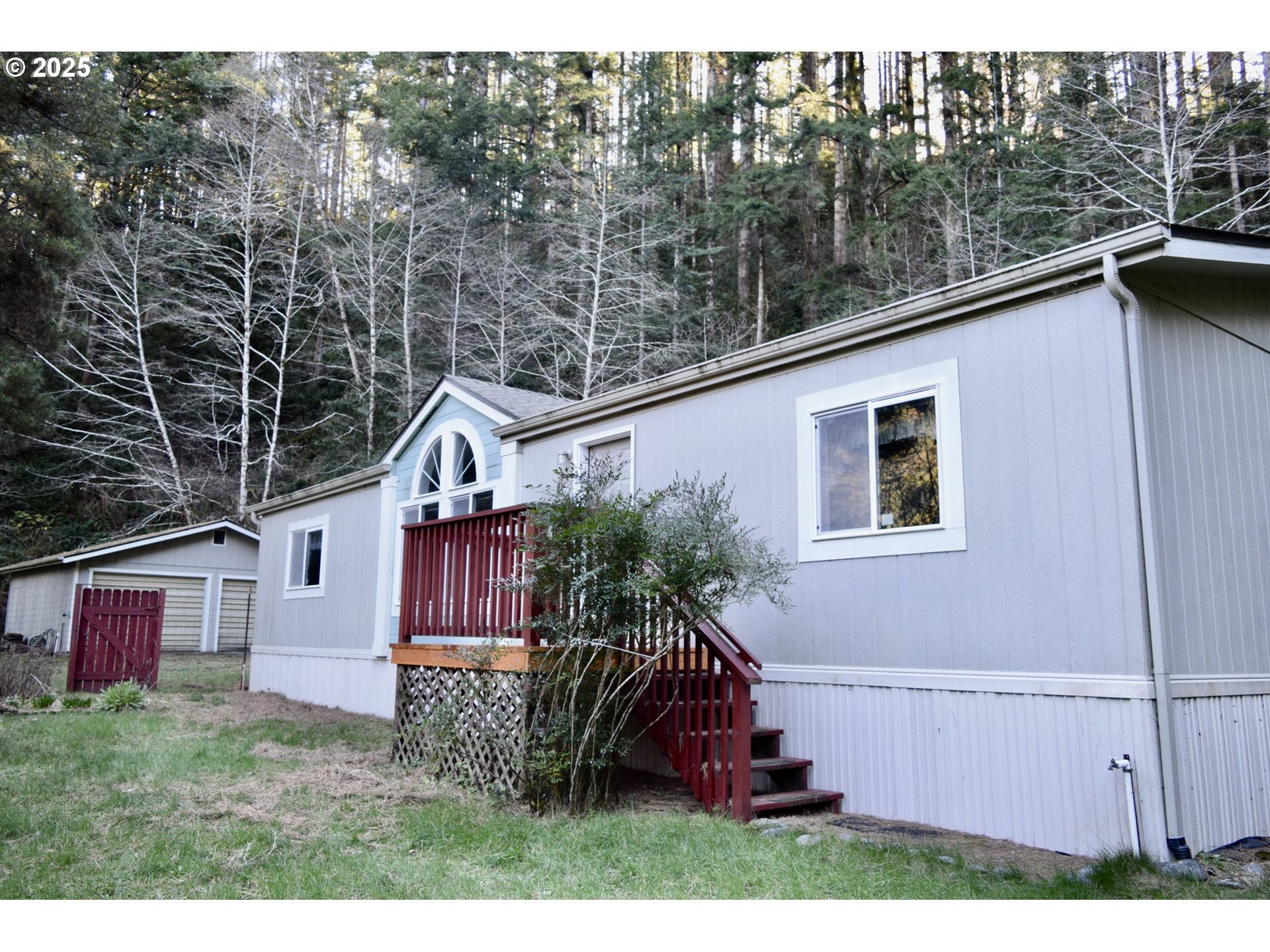 31835 Rumley Hill Road Gold Beach, OR 97444 - Photo 2 of 26 Gallery Image 2