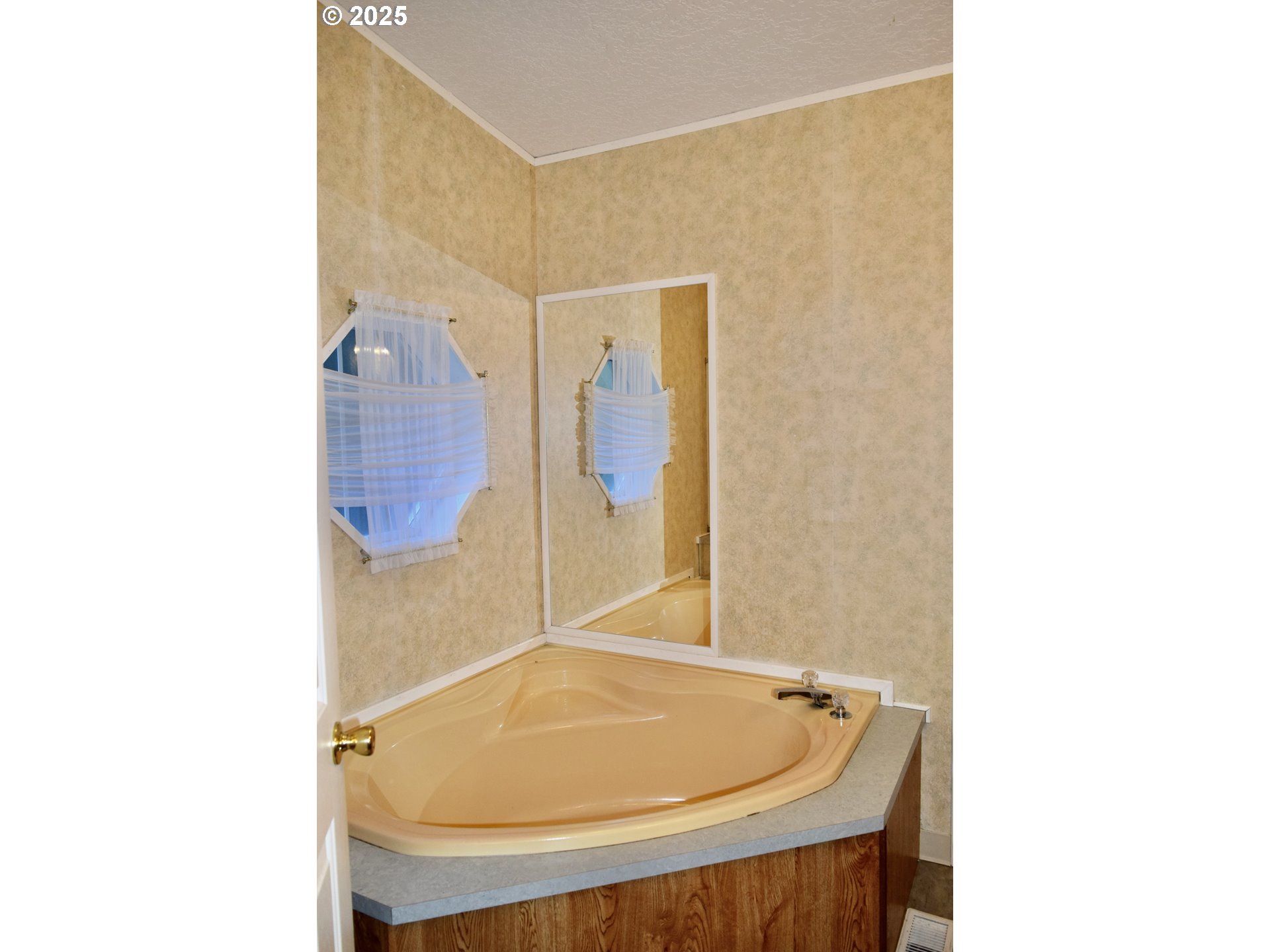 31835 Rumley Hill Road Gold Beach, OR 97444 - Photo 23 of 26 Gallery Image 23