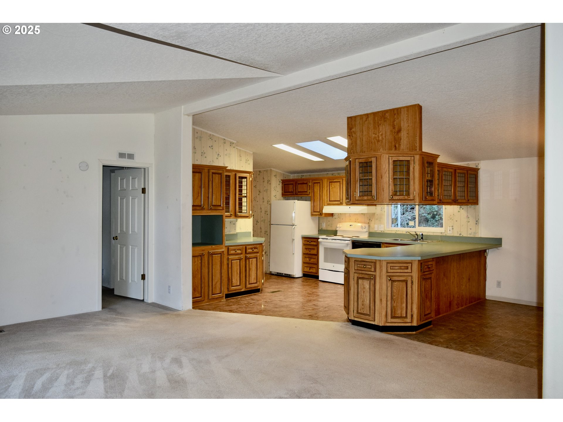 31835 Rumley Hill Road Gold Beach, OR 97444 - Photo 8 of 26 Gallery Image 8
