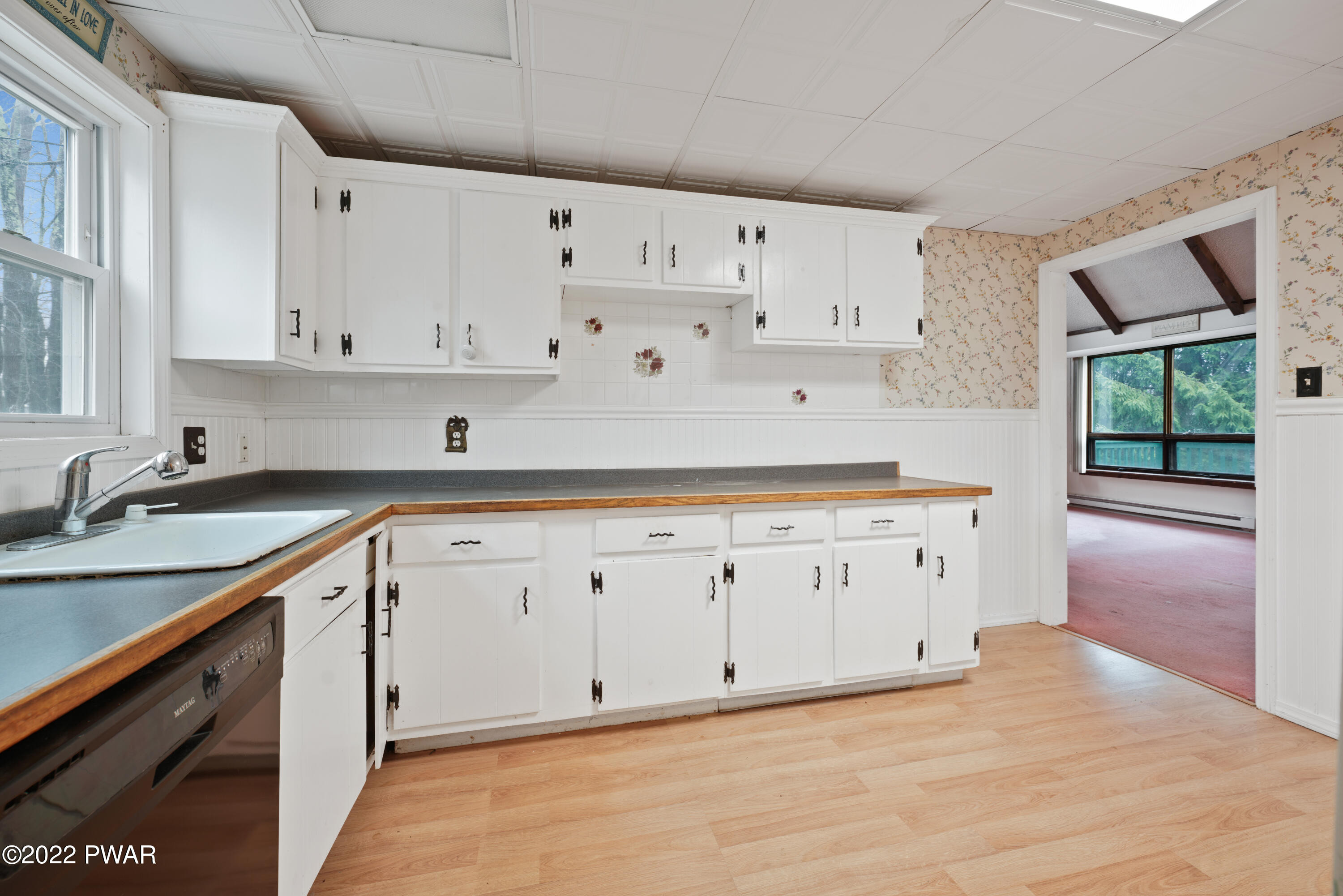 295 Gold Key Road Milford, PA 18337 - Photo 6 of 30
