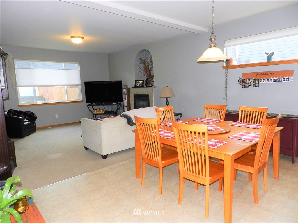 203 Cardinal Street Southwest Orting, WA 98360 - Photo 12 of 36 Gallery Image 12