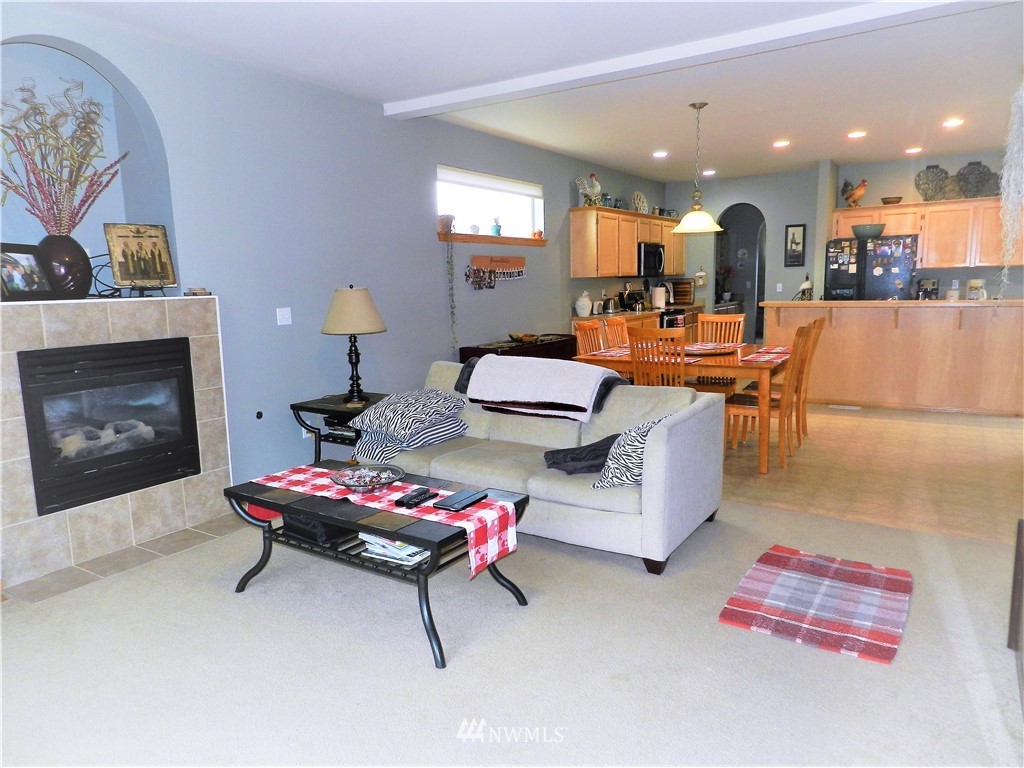 203 Cardinal Street Southwest Orting, WA 98360 - Photo 13 of 36 Gallery Image 13