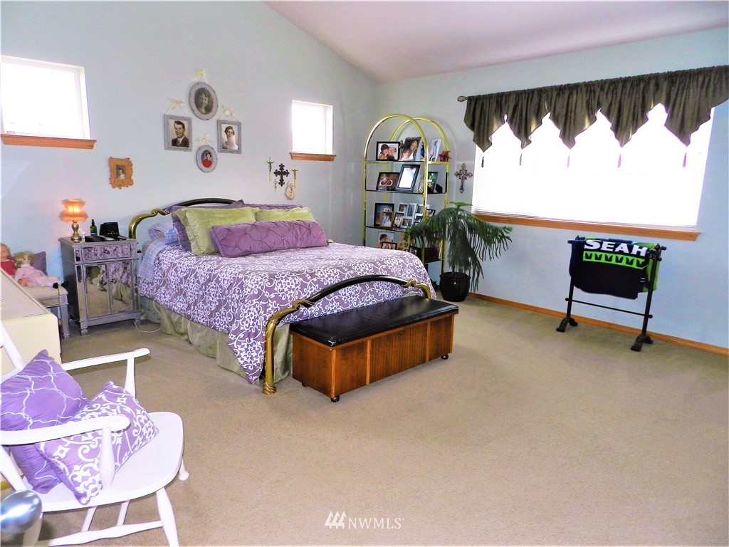 203 Cardinal Street Southwest Orting, WA 98360 - Photo 17 of 36 Gallery Image 17