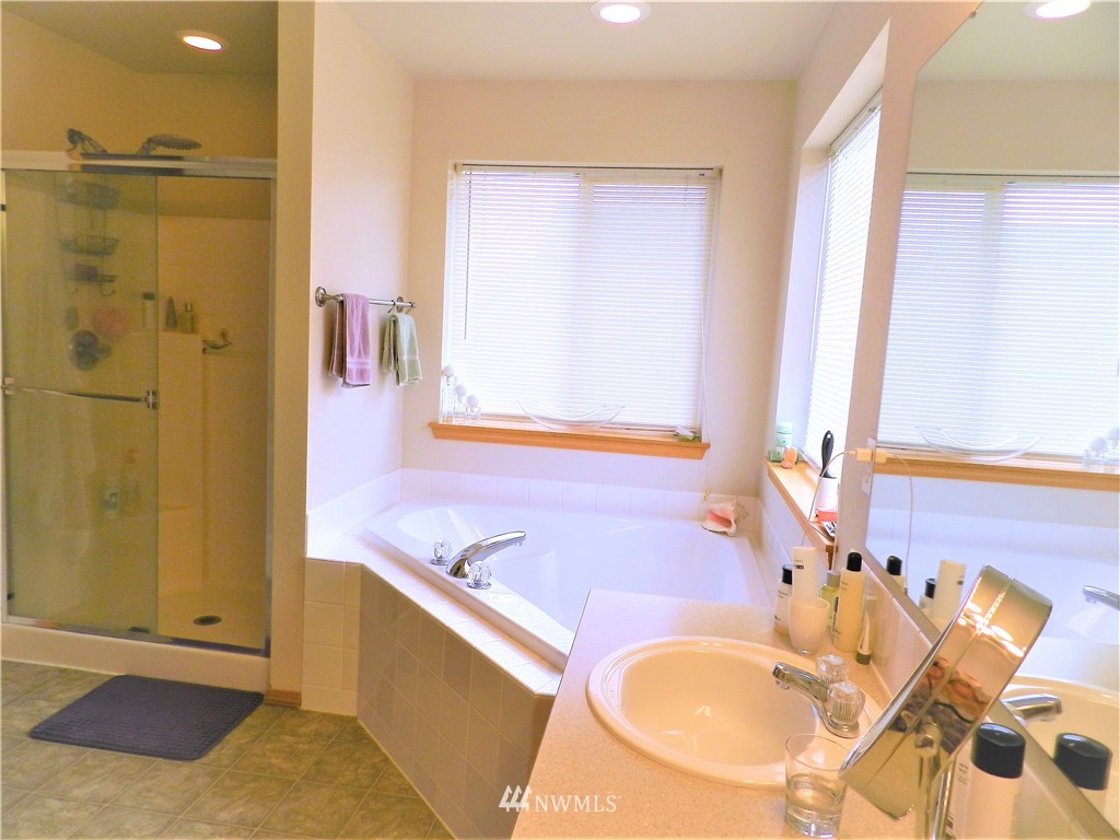 203 Cardinal Street Southwest Orting, WA 98360 - Photo 19 of 36 Gallery Image 19