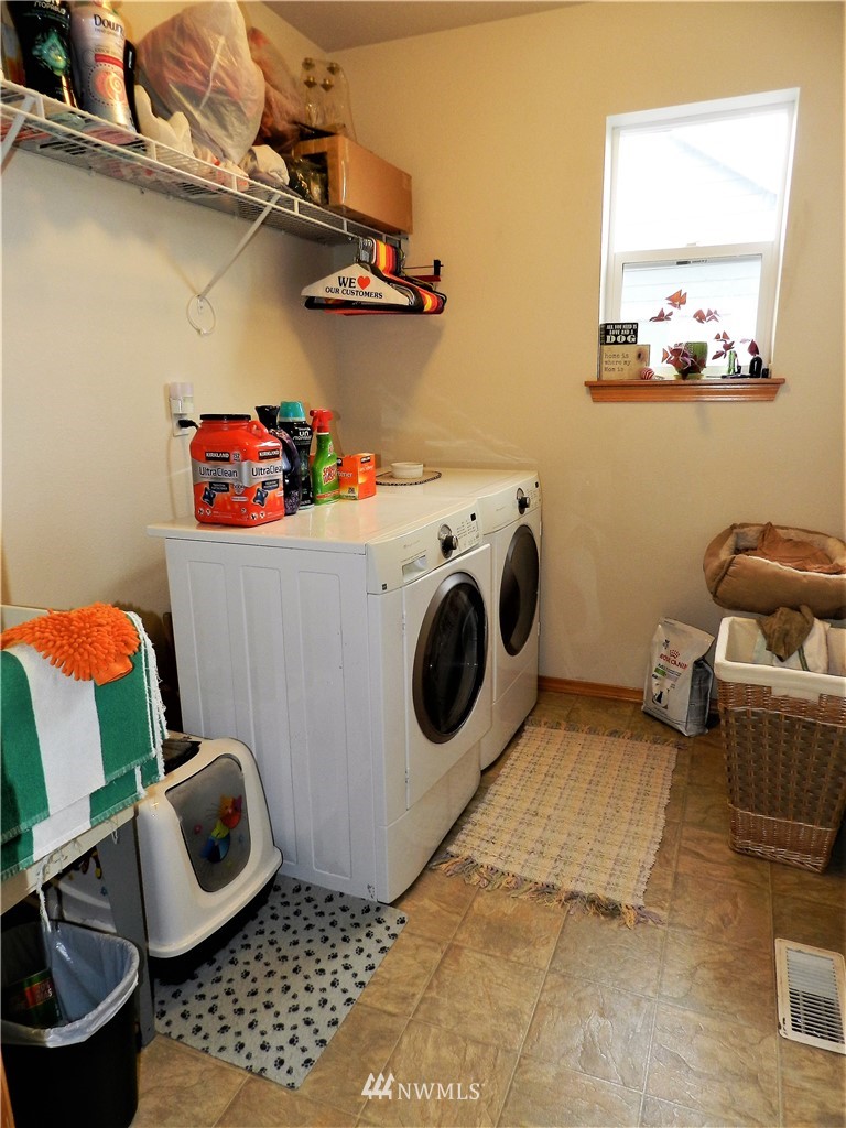 203 Cardinal Street Southwest Orting, WA 98360 - Photo 27 of 36 Gallery Image 27