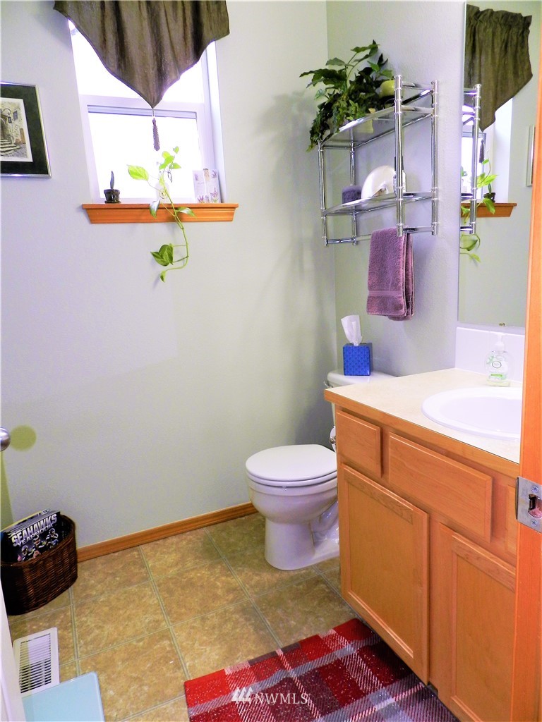 203 Cardinal Street Southwest Orting, WA 98360 - Photo 29 of 36 Gallery Image 29