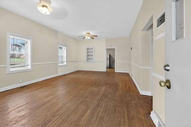 $215,000 | 175 Emerson Avenue, Bonner Springs, KS 66012