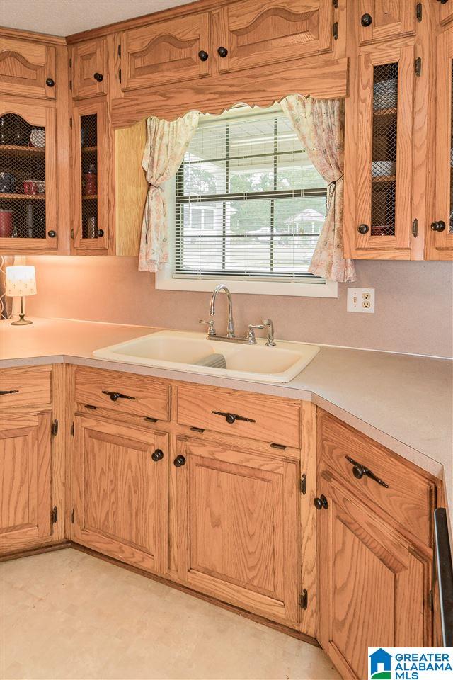 9465 Marsh Mountain Road Pinson, AL 35126 - Photo 15 of 38