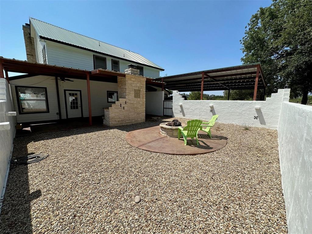 2901 Wind Mill Court Tolar, TX 76476 - Photo 24 of 38 a view of a house with a tub