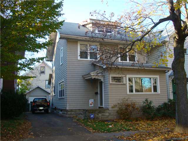 35 Palisade Park Rochester, NY 14620 - Photo 1 of 1 Exterior Front