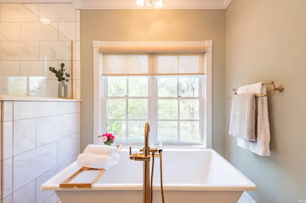 $949,000 | 9225 Foggy Ridge Lane, Bloomington, IN 47401