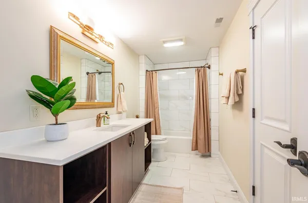 $949,000 | 9225 Foggy Ridge Lane, Bloomington, IN 47401