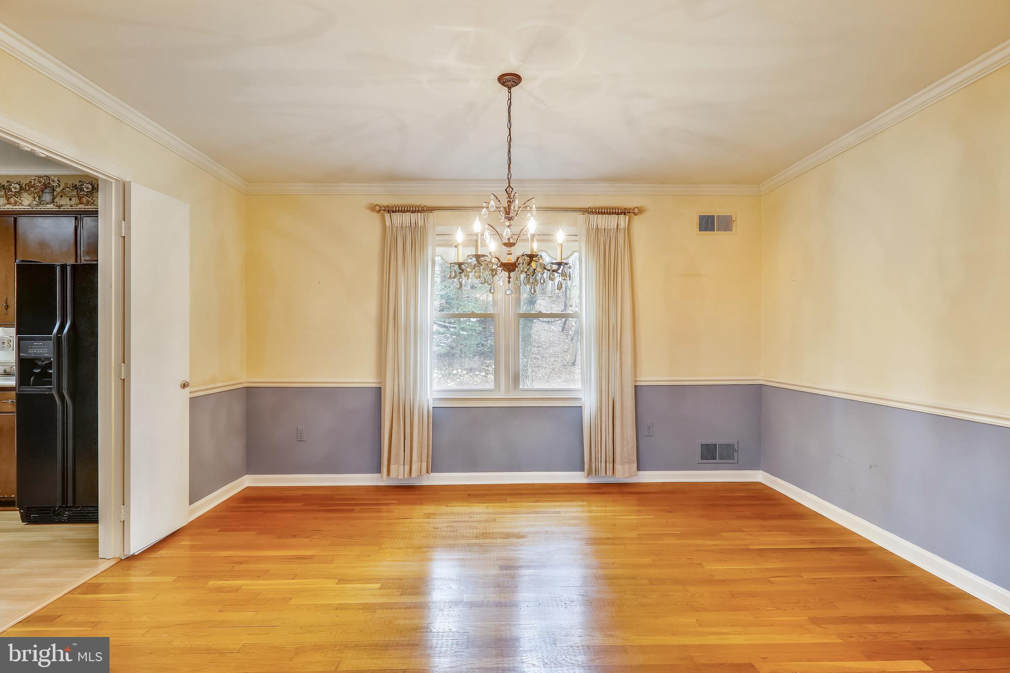14120 Rippling Brook Drive Silver Spring, MD 20906 - Photo 17 of 48 Dining room