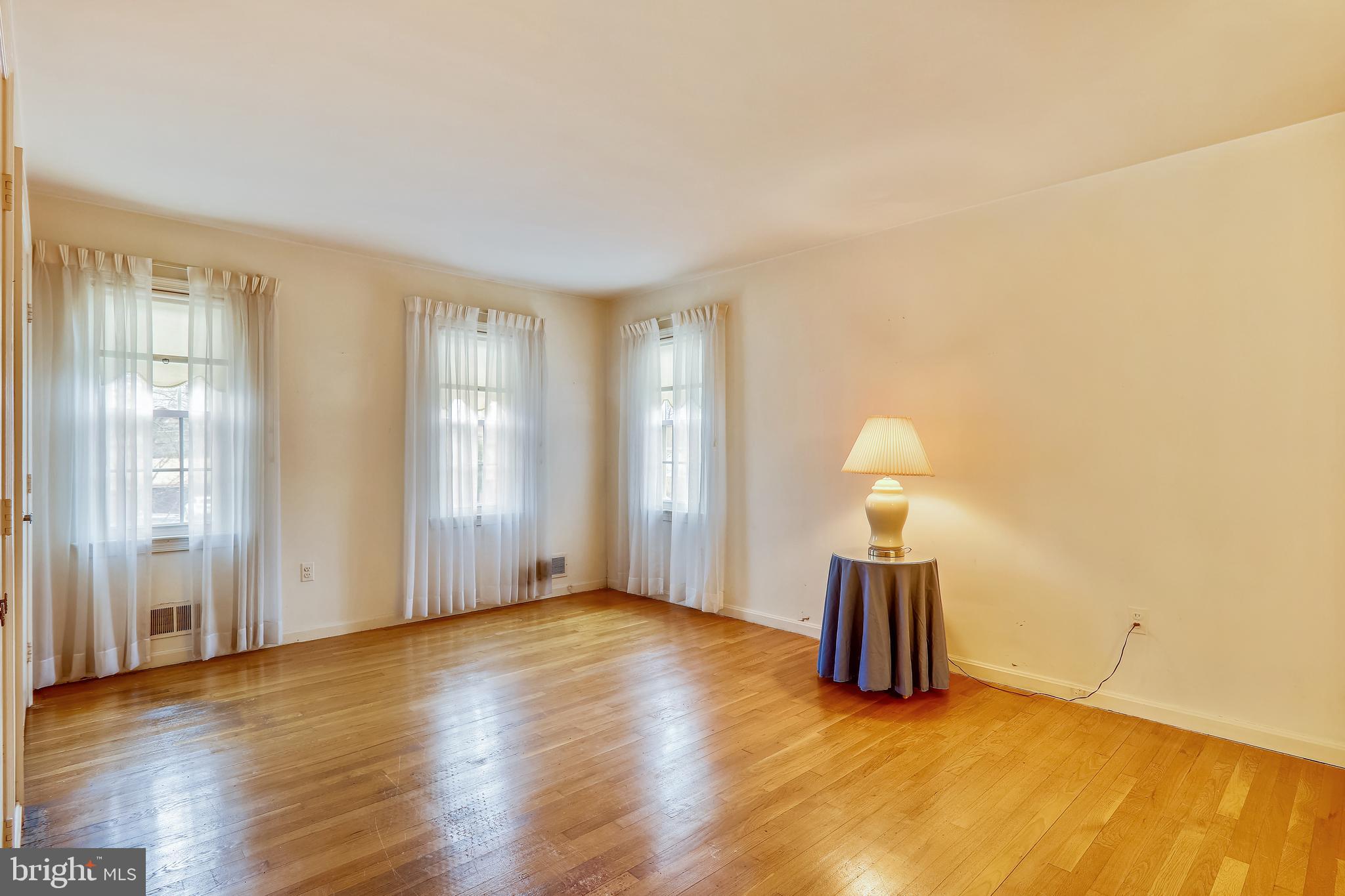 14120 Rippling Brook Drive Silver Spring, MD 20906 - Photo 23 of 48 Primary bedroom