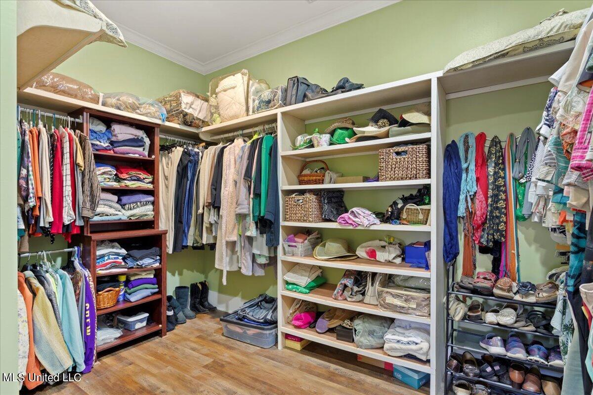 47 Mage Road Wiggins, MS 39577 - Photo 23 of 41 27-Master Closet
