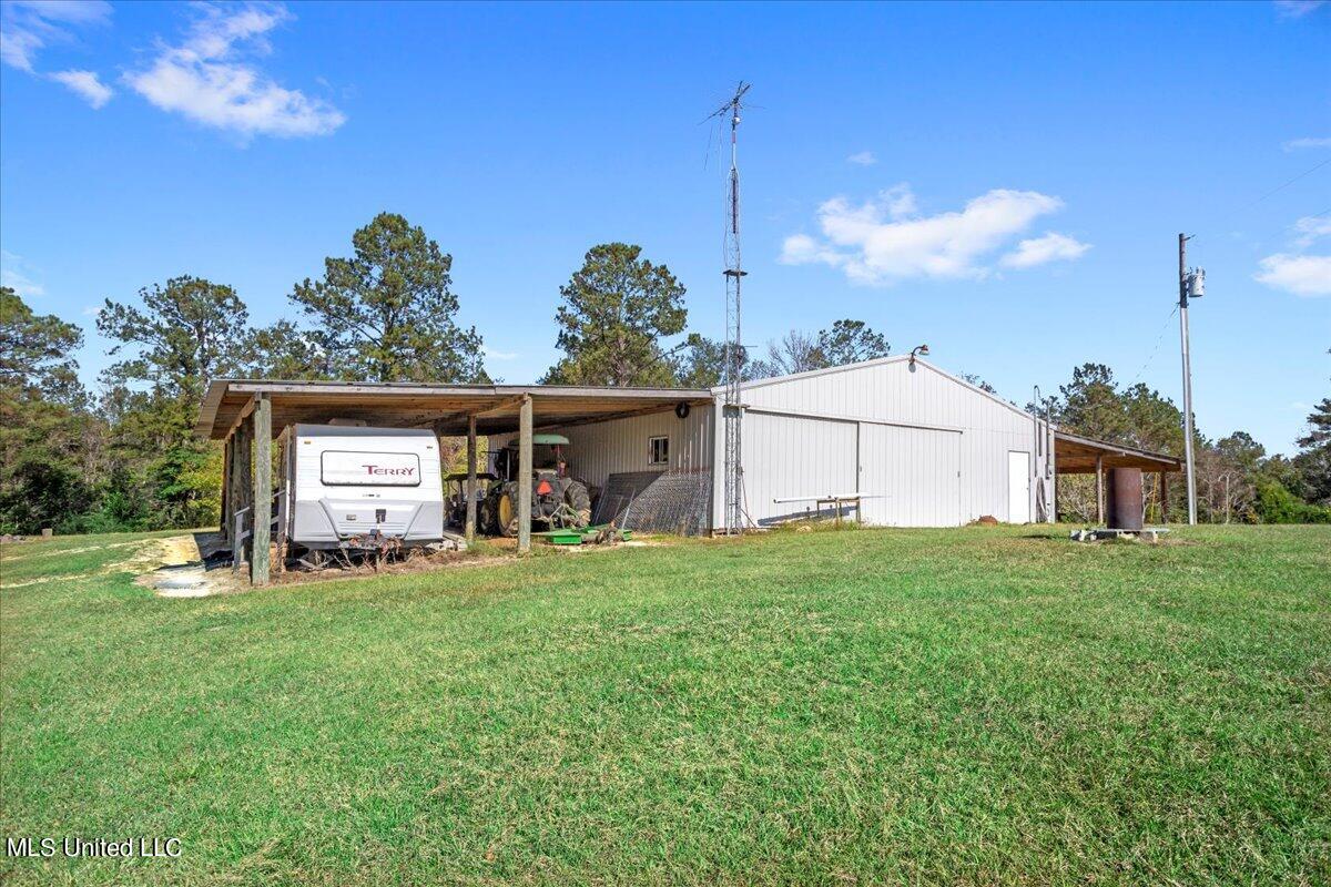 47 Mage Road Wiggins, MS 39577 - Photo 32 of 41 36-Shed