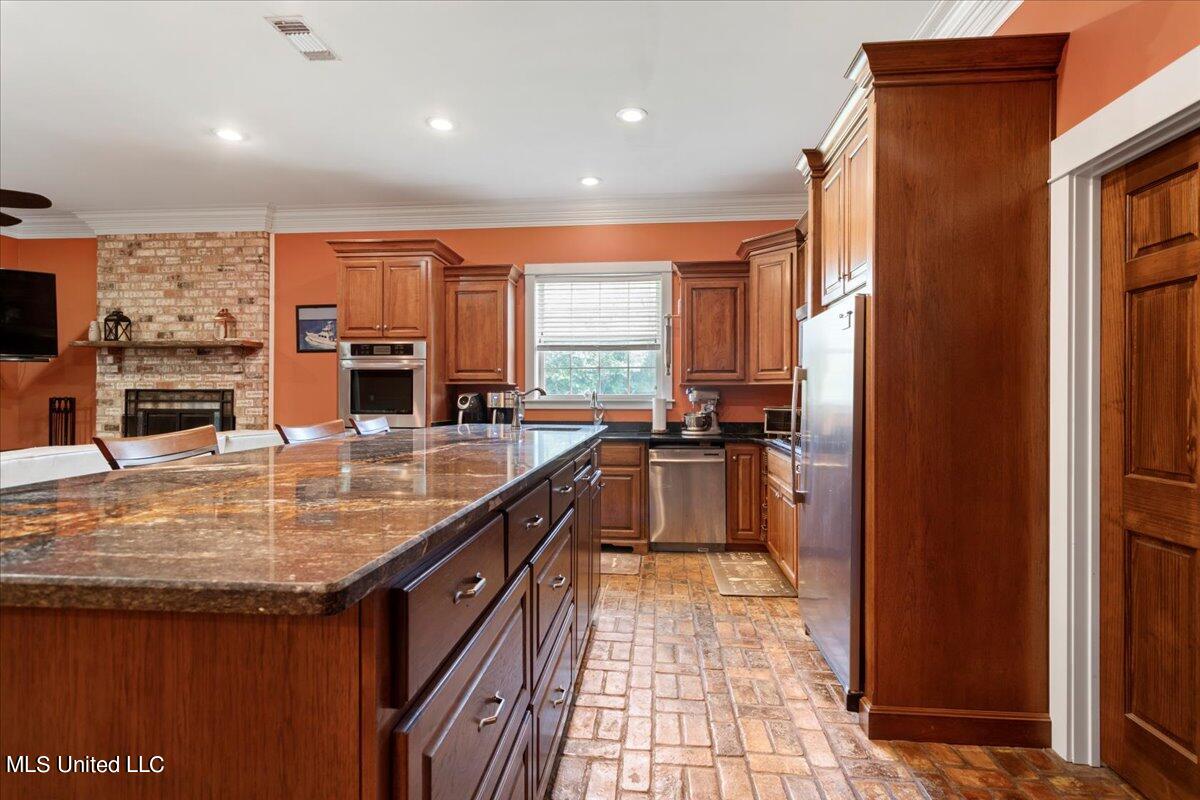 47 Mage Road Wiggins, MS 39577 - Photo 10 of 41 13-Kitchen
