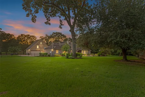 $8,500 | 19309 Whispering Grove East, Tomball, TX 77377