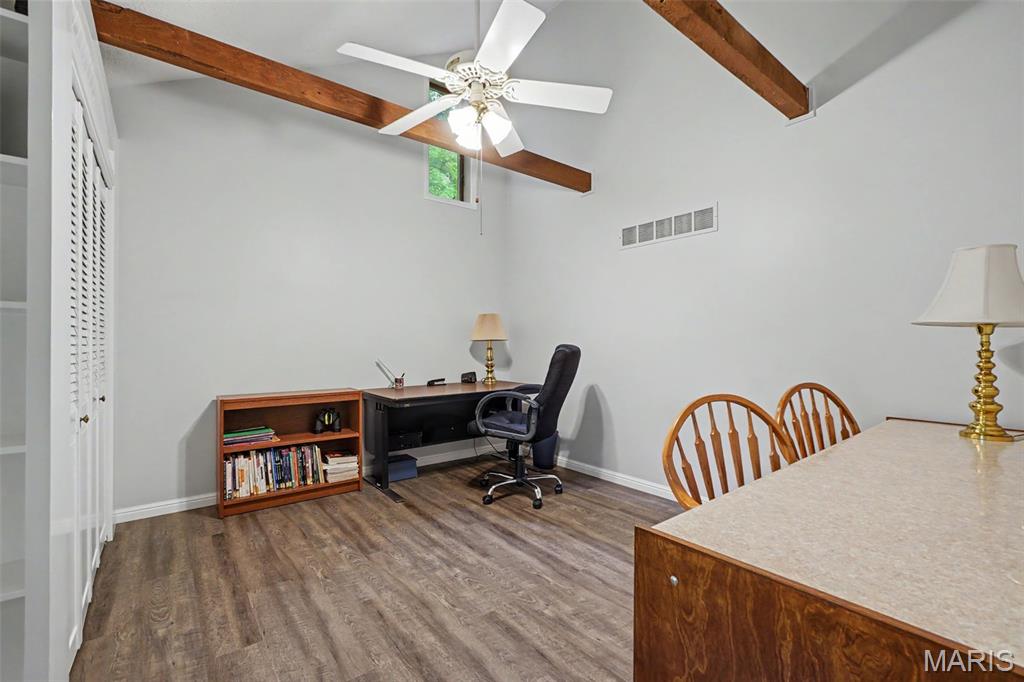 4120 Charbonier Road Florissant, MO 63031 - Photo 15 of 51