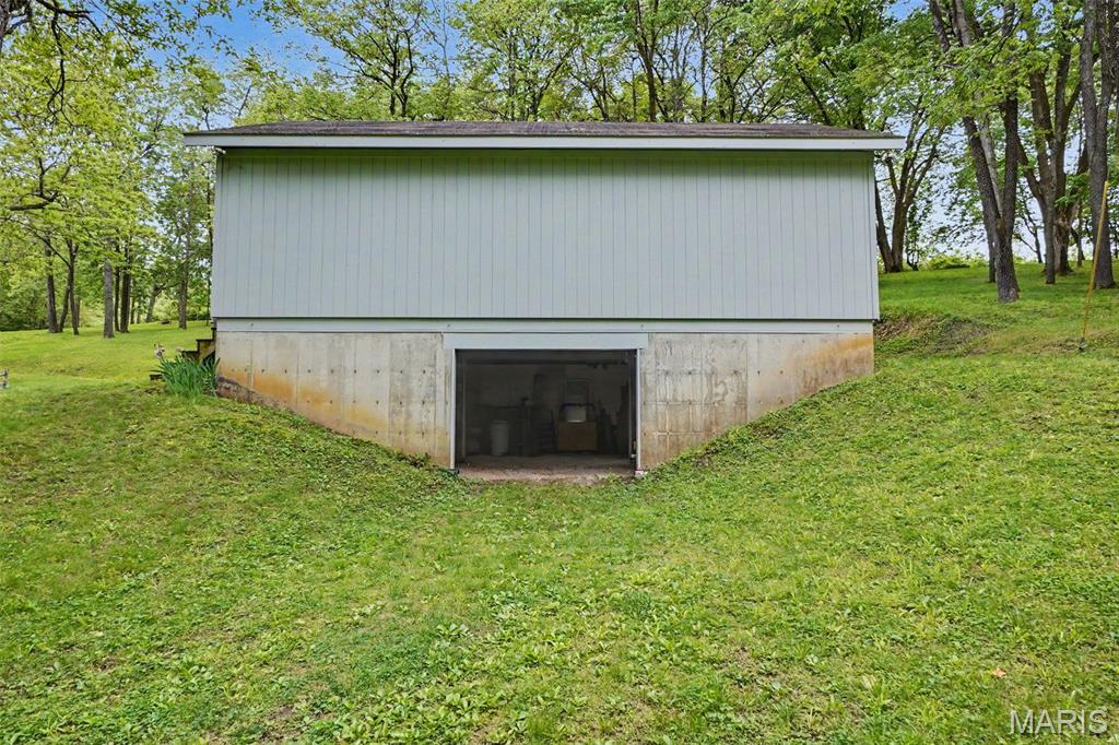 4120 Charbonier Road Florissant, MO 63031 - Photo 40 of 51