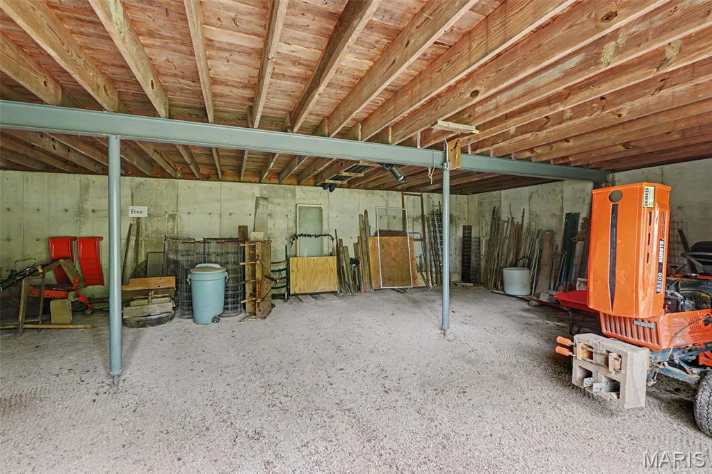 4120 Charbonier Road Florissant, MO 63031 - Photo 41 of 51
