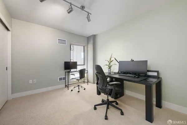 $10,000 | 235 Berry Street, Unit 110, San Francisco, CA 94158