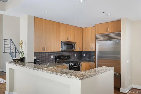 $10,000 | 235 Berry Street, Unit 110, San Francisco, CA 94158