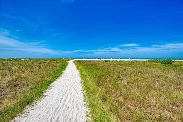 $1,600,000 | Ocean Boulevard, Sarasota, FL 34242