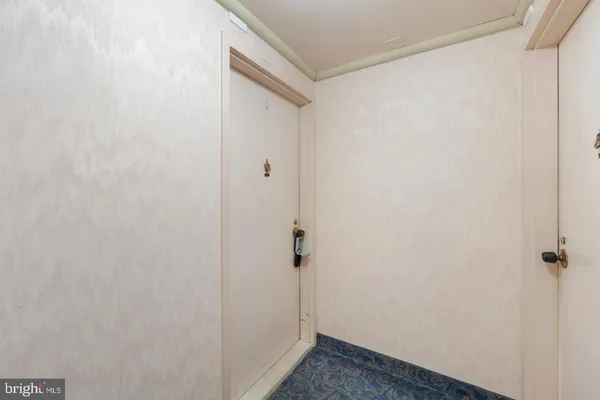 $1,750 | 9701 Fields Road, Unit 1604, Gaithersburg, MD 20878