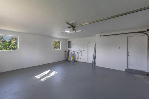 $3,600 | 7220 Clarke Road, Lake Clarke Shores, FL 33406