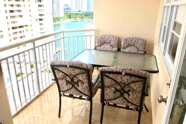 $1,750 | 18031 Biscayne Boulevard, Unit 1601, Aventura, FL 33160