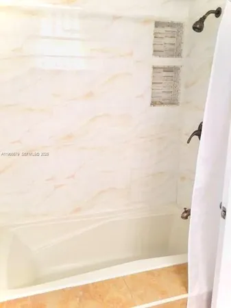 $1,750 | 18031 Biscayne Boulevard, Unit 1601, Aventura, FL 33160