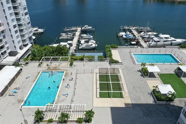 $1,750 | 18031 Biscayne Boulevard, Unit 1601, Aventura, FL 33160