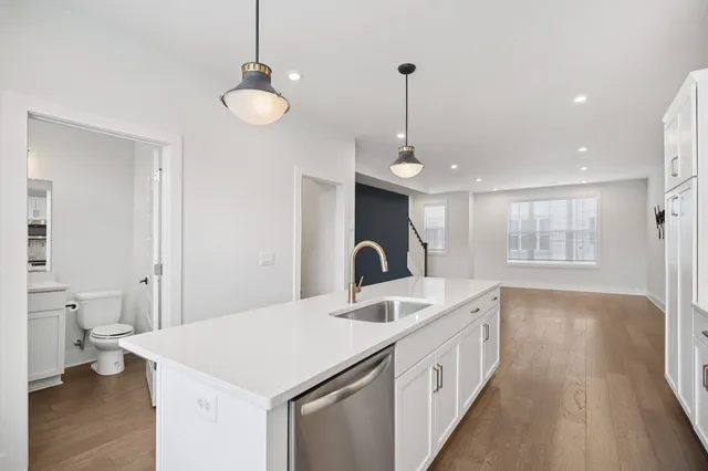 $525,000 | 1231 Nations Drive, Nashville, TN 37209