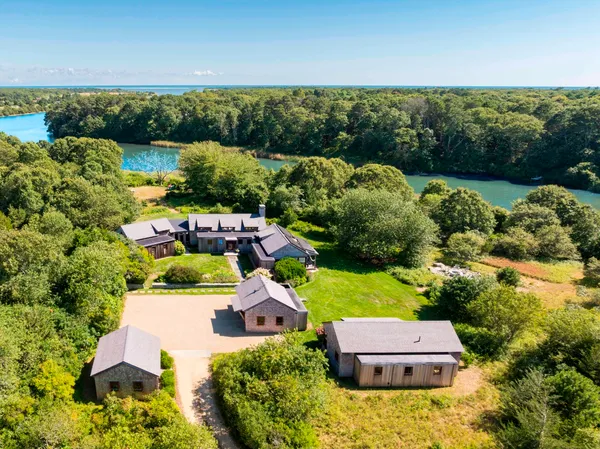 $7,300,000 | 65 Carl's Way, West Tisbury, MA 02568