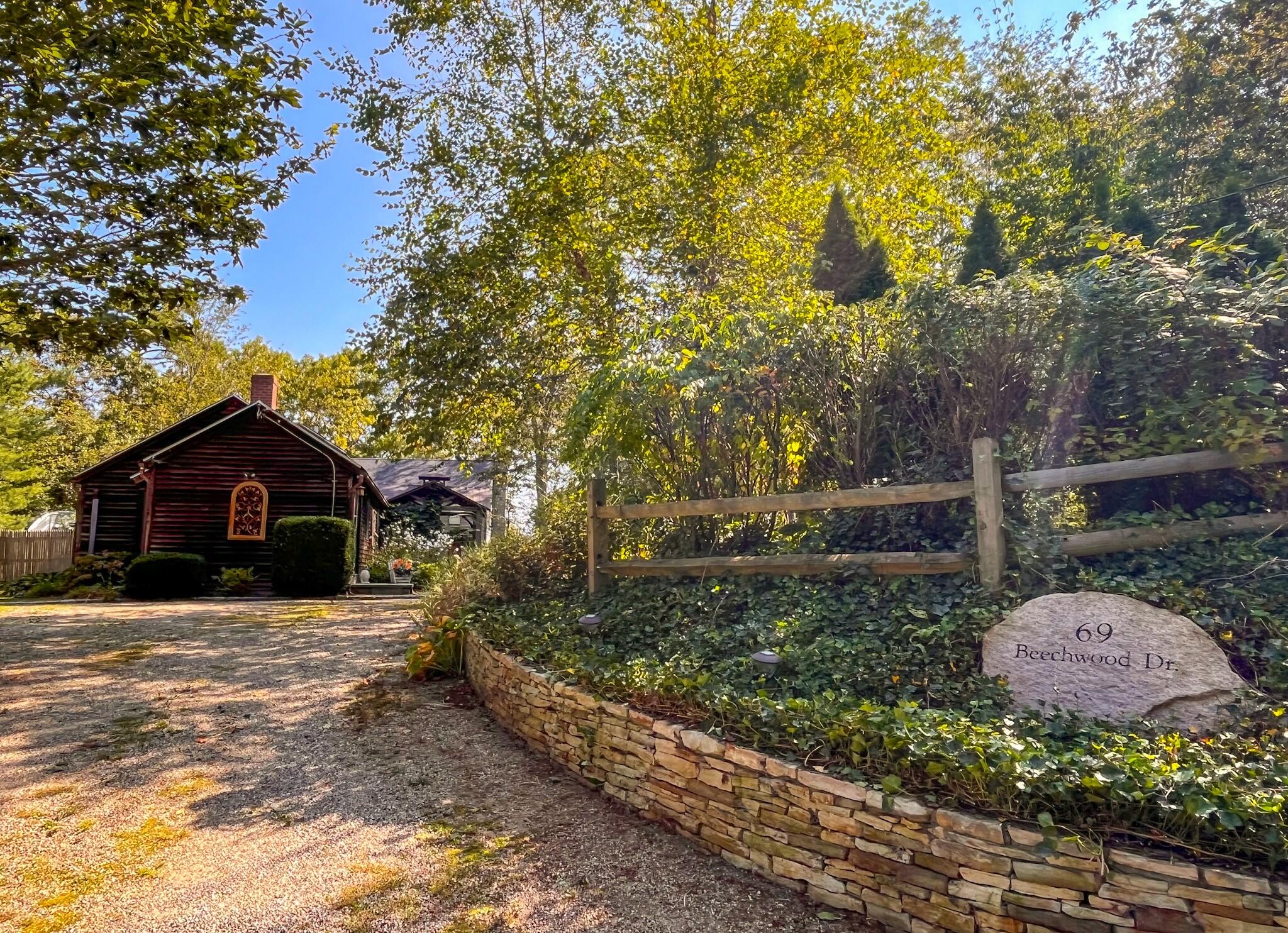 69 Beechwood Drive Mashpee, MA 02649 - Photo 2 of 44 Welcome!