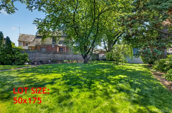 $1,988,000 | 146-24 Bayside Avenue | Murray Hill - Flushing