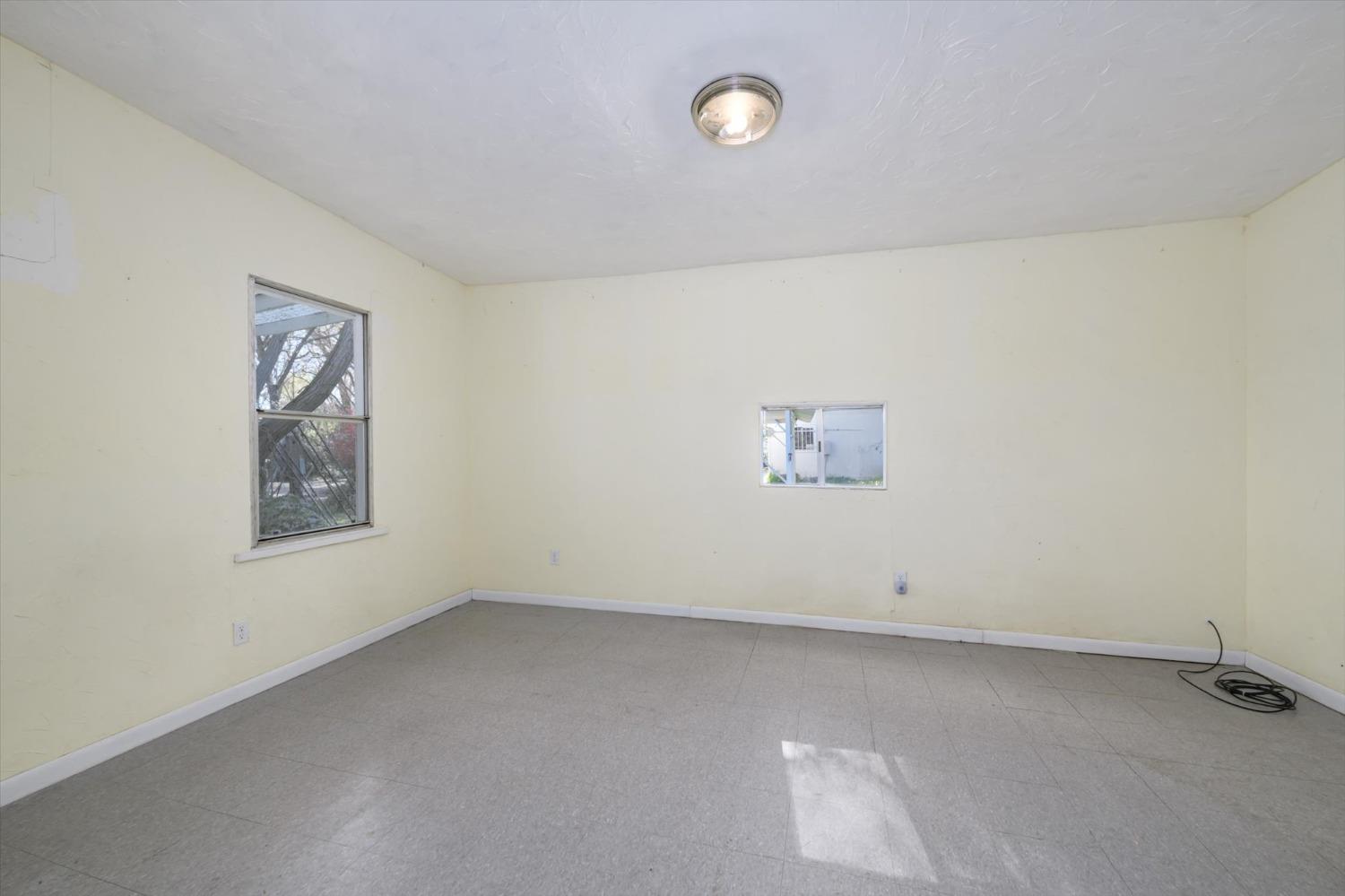 7588 Highway 16 Guinda, CA 95606 - Photo 11 of 19