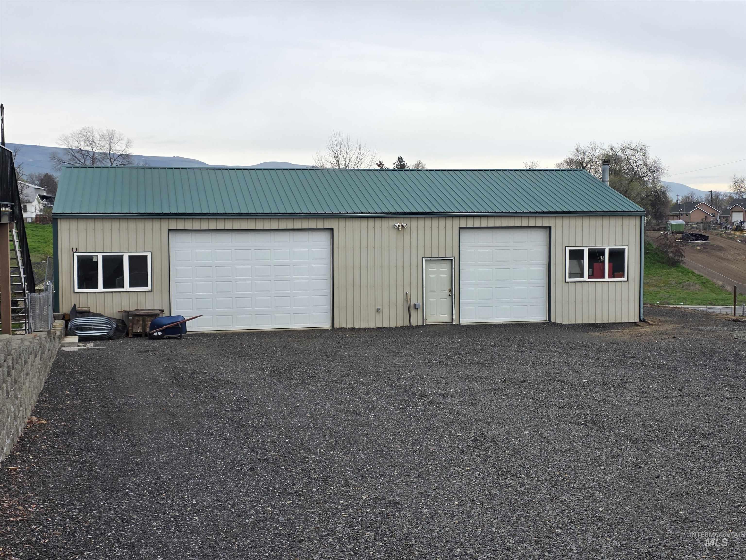 1008 Lambert Court Clarkston, WA 99403 - Photo 3 of 35