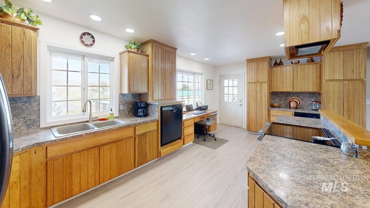 1008 Lambert Court Clarkston, WA 99403 - Photo 5 of 35