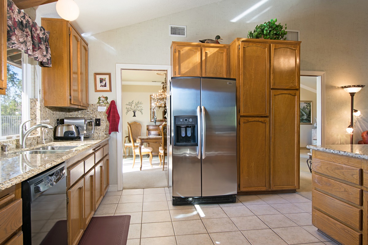 12835 Hideaway Lake Road Valley Center, CA 92082 - Photo 13 of 25 Gallery Image 13