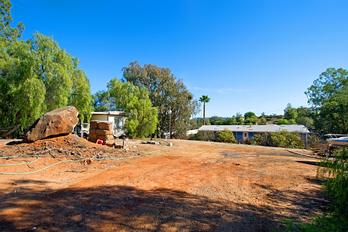 12835 Hideaway Lake Road Valley Center, CA 92082 - Photo 25 of 25 Gallery Image 25
