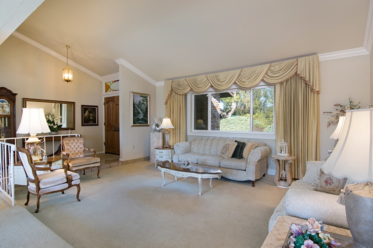 12835 Hideaway Lake Road Valley Center, CA 92082 - Photo 7 of 25 Gallery Image 7