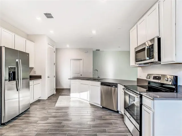 $1,900 | 664 Tanaro Lane, Haines City, FL 33844